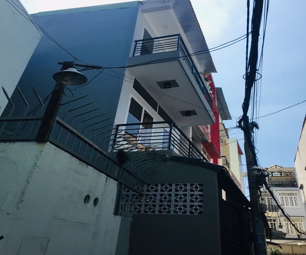 ban nha quan phu nhuan duong doan thi diem 42x8m 3 tang gia 565 ty