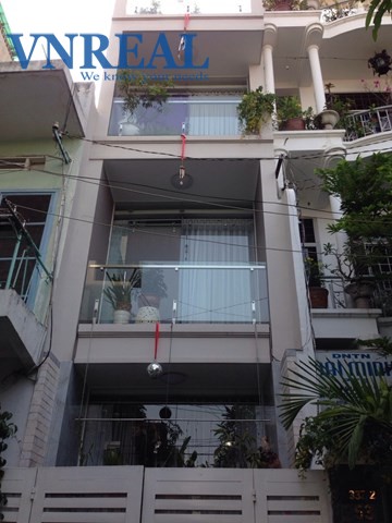 ban nha khu tan binh  p 1  duong le van sy dt  4033 m2 1 tret 3 lau hem 6m