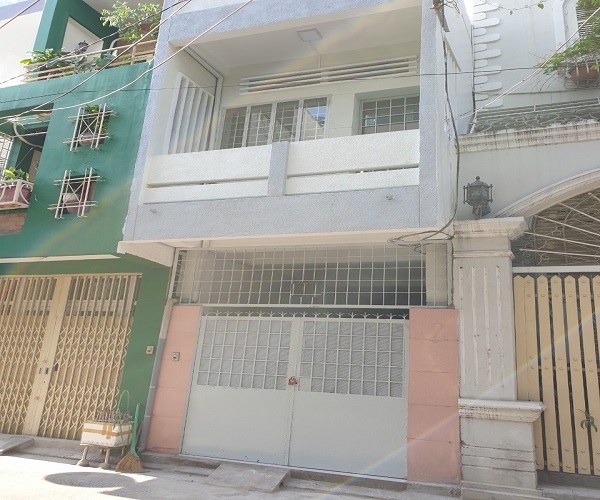 ban nha hem xe hoi dang van ngu 3x17m 3 lau gia 8 ty