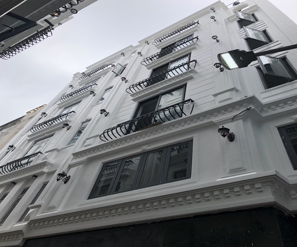 ban nha hem xe hoi duong hoang van thu 5 6x8m 6 lau thang may gia 11 5 ty 