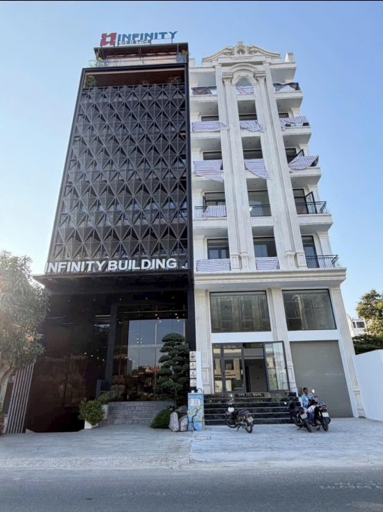 ban toa nha mat tien dang nhu mai p  thanh my loi quan 2