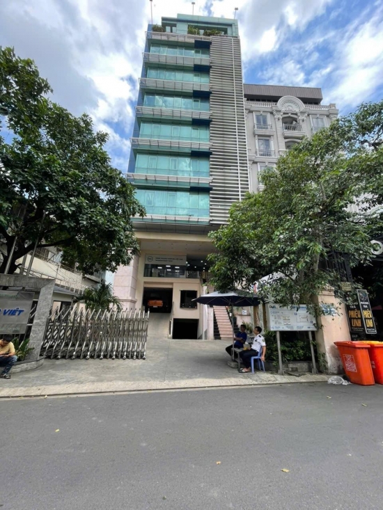 ban toa nha nguyen thi huynh p  phu nhuan quan phu nhuan