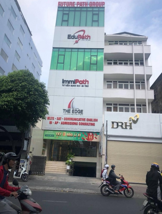 ban toa nha mat tien dien bien phu p  vuon lai quan 10