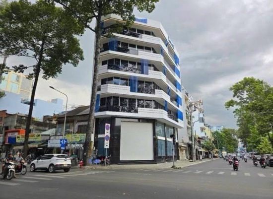 ban toa nha mat tien nguyen chi thanh phuong dien hong quan 10