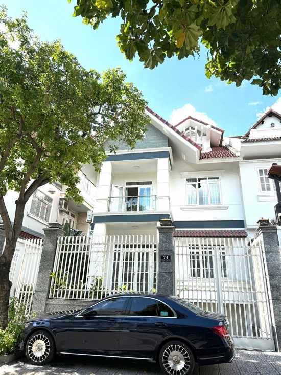 ban biet thu mat tien duong so 7 phuong an phu quan 2