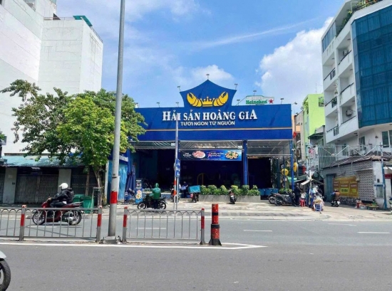 ban nha mat tien duong 3 thang 2 p  hoa hung quan 10