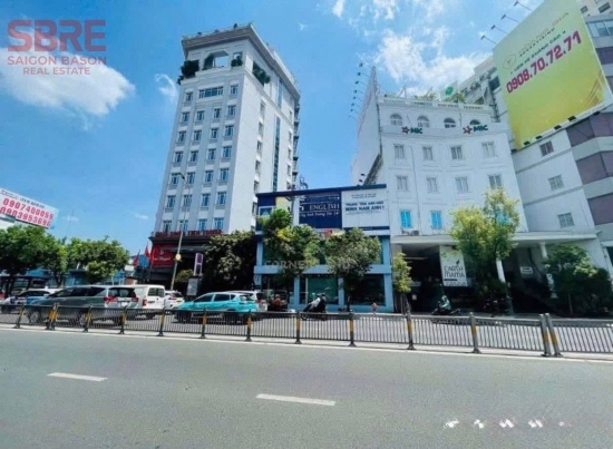 ban nha mat tien nguyen van troi p8 quan phu nhuan