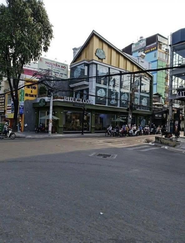 ban nha mat tien le van tho phuong 11 quan go vap