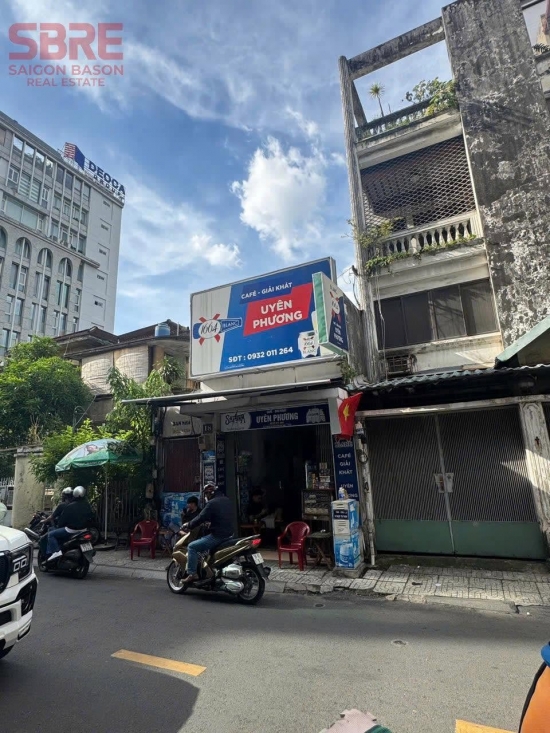 ban nha mat tien duong thach thi thanh phuong tan dinh quan 1