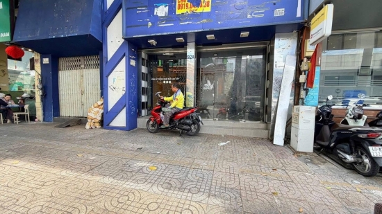 ban nha mat tien duong cao thang phuong 4 quan 3