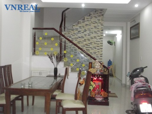 ban nha quan binh thanh hem xe hoi bach dang  p 24  4 x 13m  1 tret 1 lung 1 lau san thuong