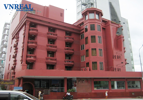 ban toa nha mat tien duong nam ky khoi nghia dien tich 20x33m