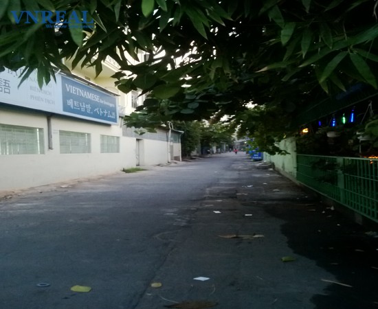 ban nha hem xe hoi phan van tri phuong 5 quan go vap 4x10 35