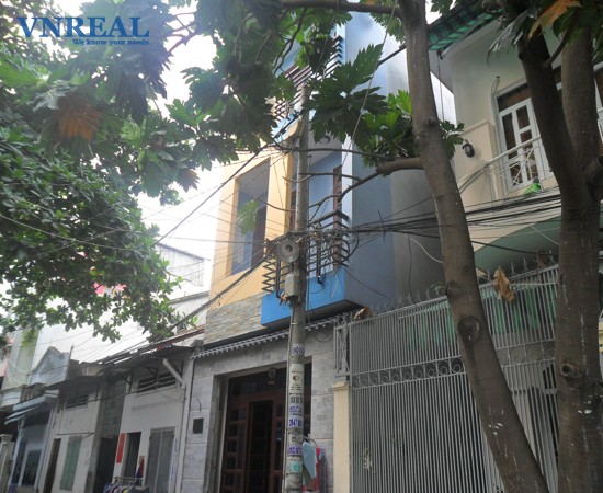 ban nha hem xe hoi duong so 20 phuong 5 quan go vap 4x1333 