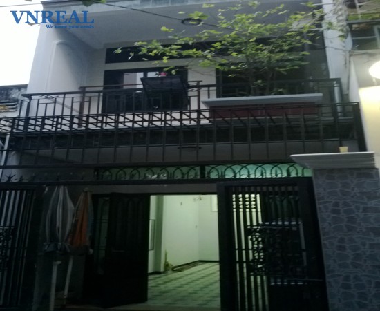 ban nha hem xe hoi nguyen thai son phuong 4 quan go vap 32x17