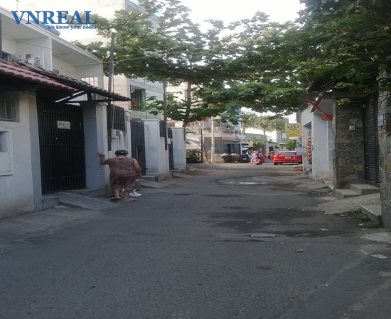 ban nha hem xe hoi nguyen van luong phuong 17 quan go vap 47x11