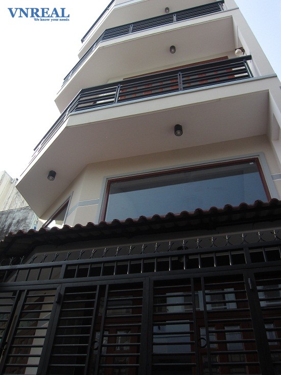 ban nha quan tan binh phuong 10 gan cho duong tran van quang dien tich   6 x 12 m