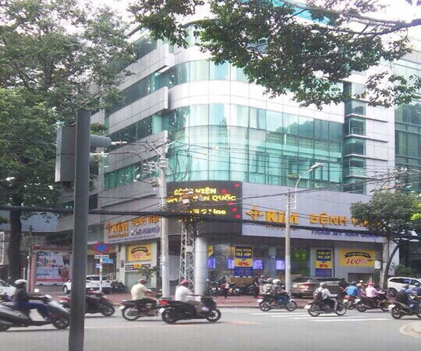 ban toa nha goc duong mac dinh chi va nguyen dinh chieu quan 1