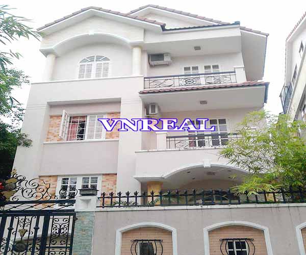 ban biet thu duong hoa lan quan phu nhuan  dien tich 8x18m