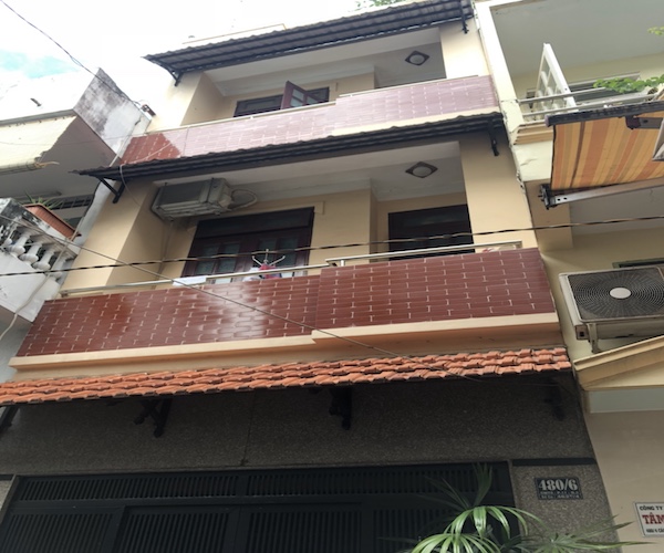 ban nha duong cmt8  p 10 q3 3 65x10m 1t3l  gia 6 ty tl 