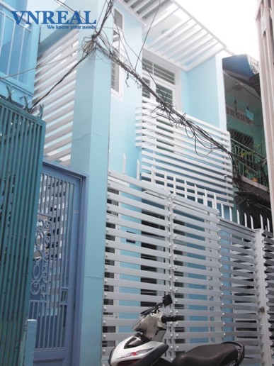 ban nha quan binh thanh hem cut duong dinh tien hoang p 1 45 x 10m   no hau 45m    1 tret 1 lau 