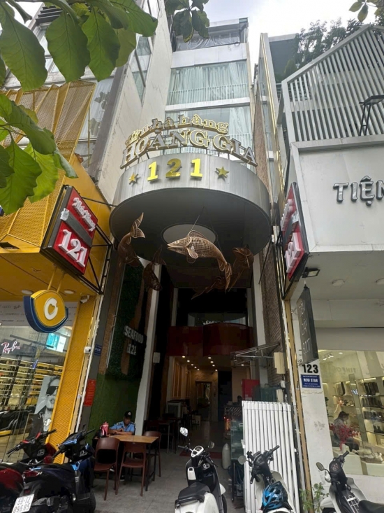 b  n t  a nh ? m  ?t ti ? n nguy ??n tr  i p b   n th ?nh qu  ?n 1 di ??n t ?ch 4mx17m tr ??t 6 l  ?u   120tri ??u th  ng gi   68 t ?? 