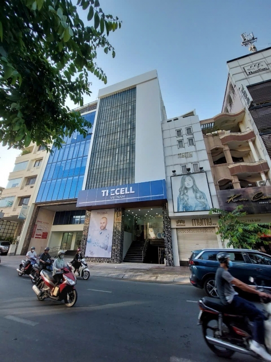 b  n t  a nh ? m  ?t ti ? n nguy ??n    ?nh chi ? u q3 th ?nh ph ?? h ?? ch ? minh  di ??n t ?ch 10x18m 8t  ?ng gi   240 t ?? 