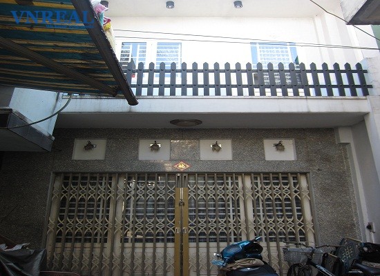 ban nha quan tan binh phuong 10 duong ni su huynh lien dien tich   43 x 8 m