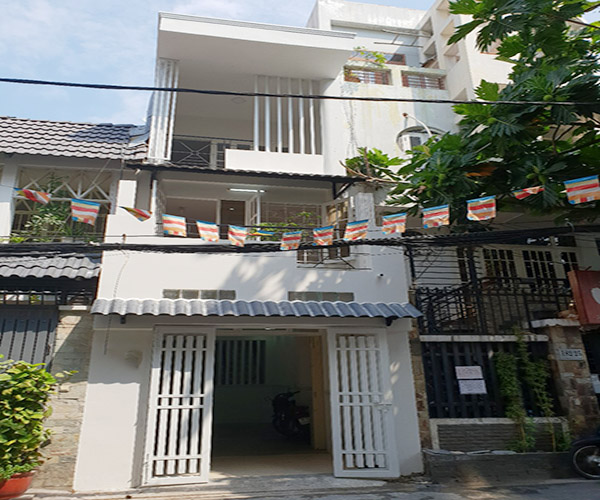 ban nha hem xe hoi duong le van sy p10 phu nhuan  3 4x18m 2 lau duc huong dong nam nha dep gia 8 2 ty