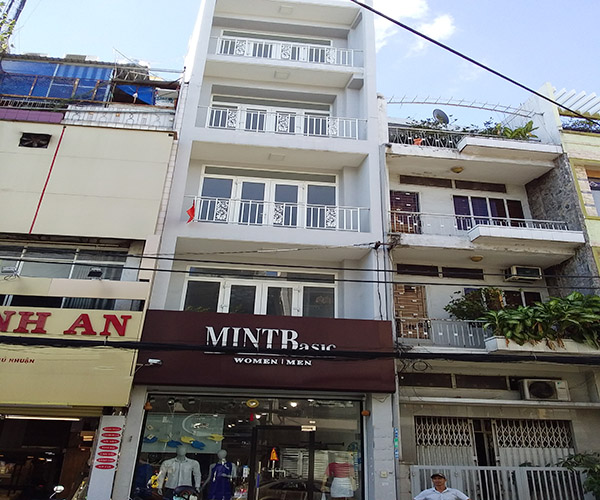 ban nha mat tien huynh van banh p12 pn  3 9x11 8m 4 lau st moi nha dep gia 17 5 ty  tl 