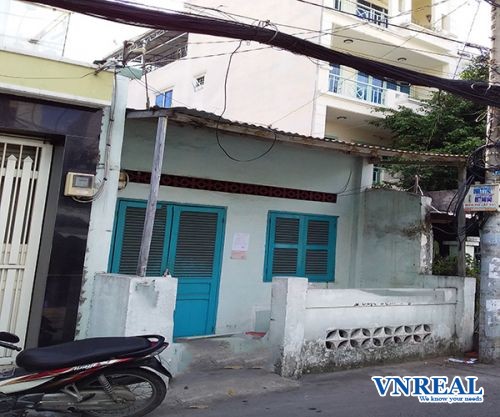 ban nha mt duong nhieu tu p7 phu nhuan  3 7x18m nha cap 4 cu gia 10 ty