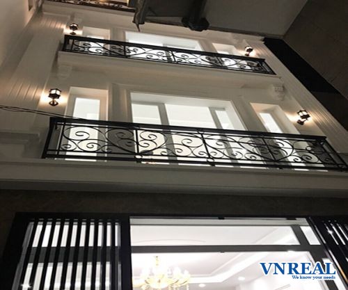 ban nha trong hem duong huynh van banh p13 phu nhuan 4 7x7 7m ket cau tret   3 lau  st gia 5 65 ty nha sieu dep