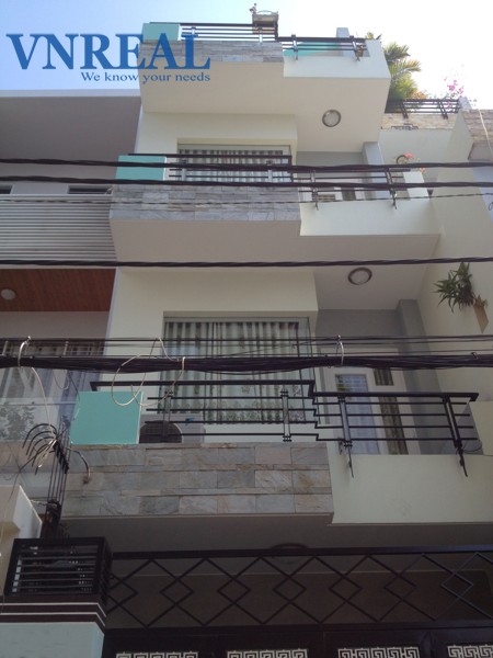 ban nha quan phu nhuan hem xe hoi nhieu tu  dt 4x225