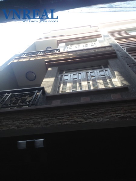 ban nha quan phu nhuan  hem xe hoi phan dang luu  dt 38x12m no hau 7m