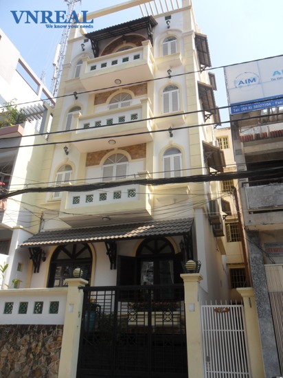 ban nha quan 3  phuong 4 duong so 3  cu xa do thanh dt  7x15m  1 ham  1 tret  3 lau