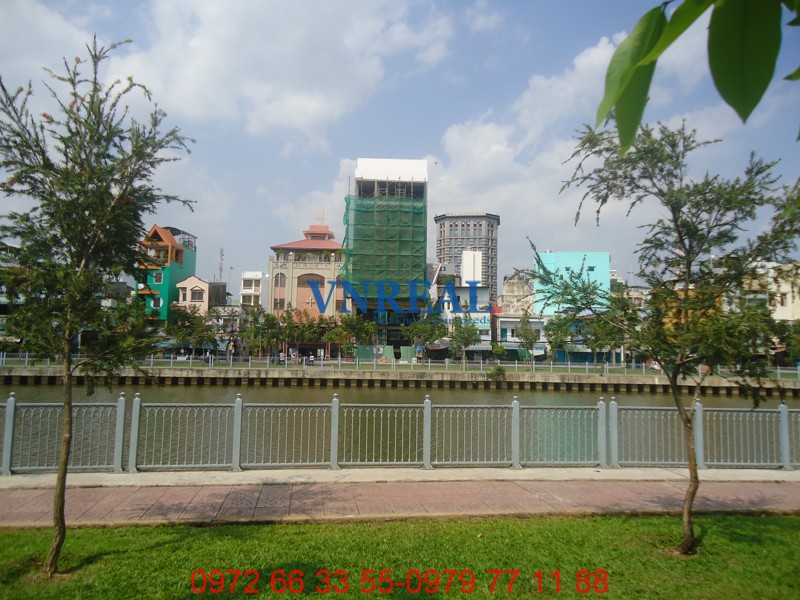 ban toa nha quan 3 mat tien hoang sa10x20mham 6 lau