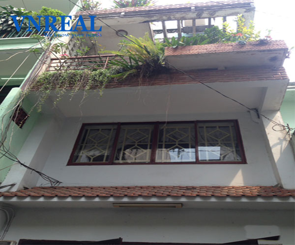 nha ban duong phan xich long quan phu nhuan dt 3 5x12m2